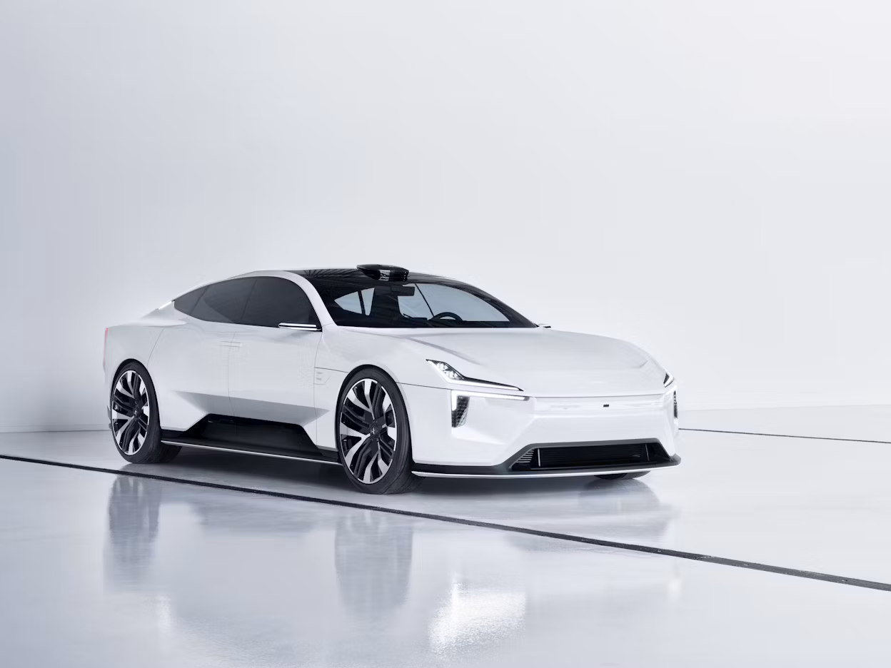 Side view of a Polestar 2 in the colour Snow White.