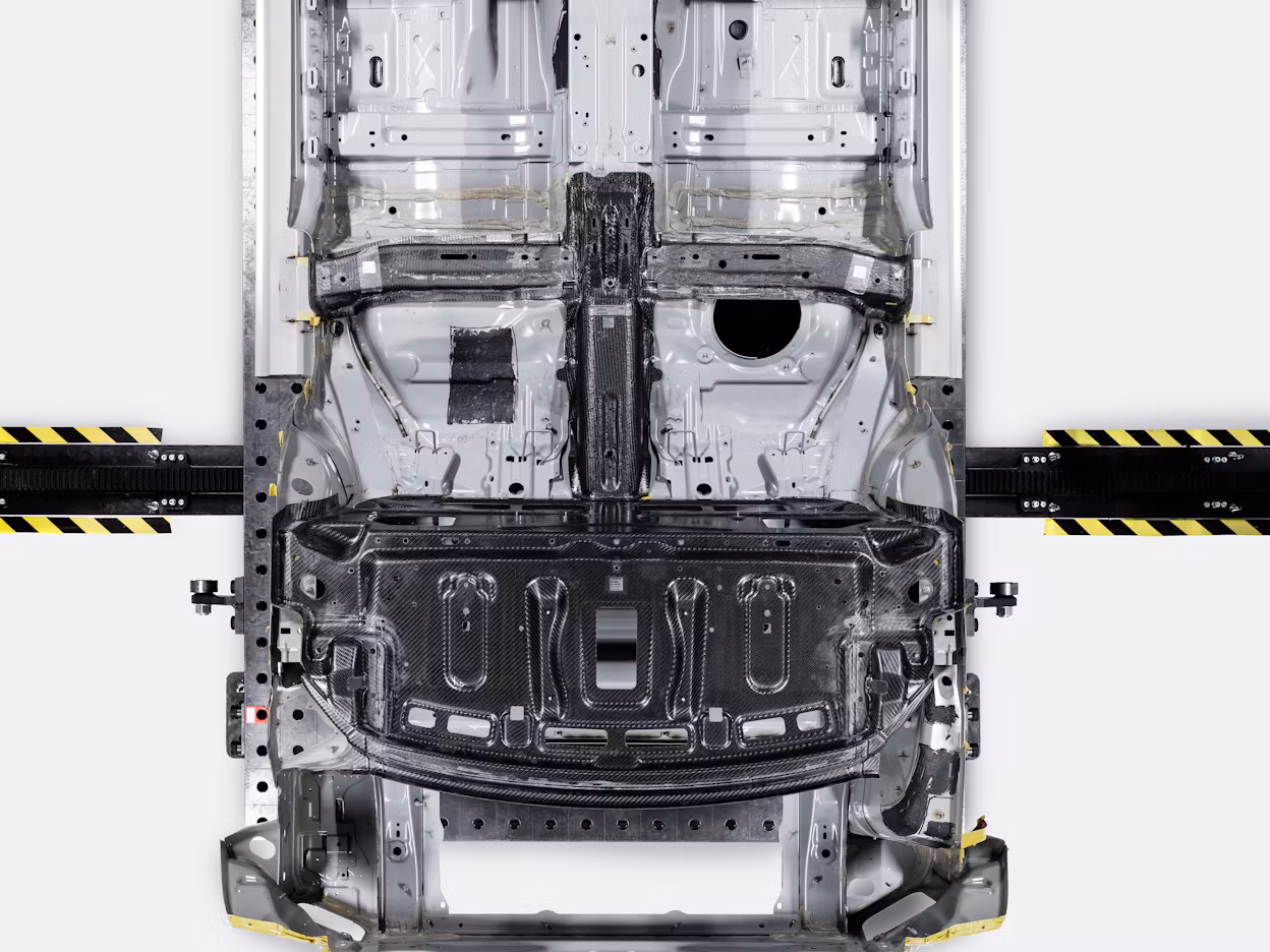 A Polestar 1 without chassi