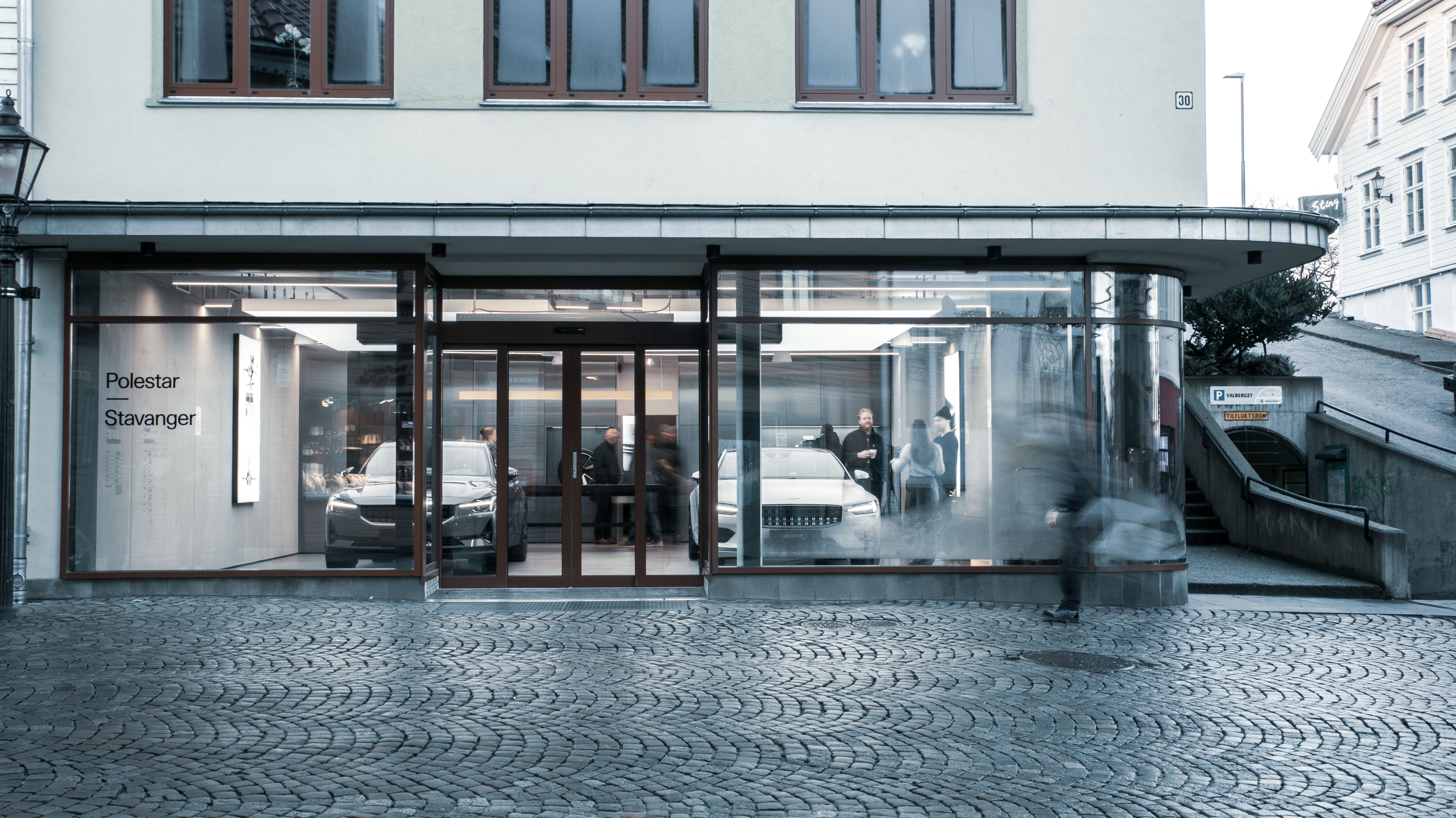 Polestar Space Stavanger sett fra gaten