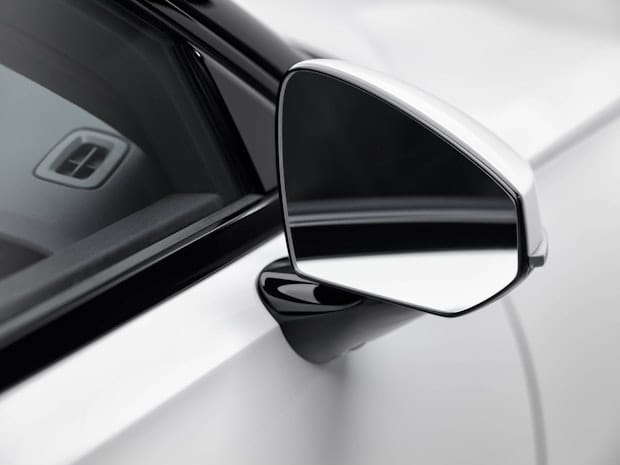 Details of the cars dimmed exterior mirrors