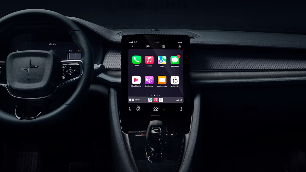The centre screen of Polestar 2 with Apple CarPlay shown.