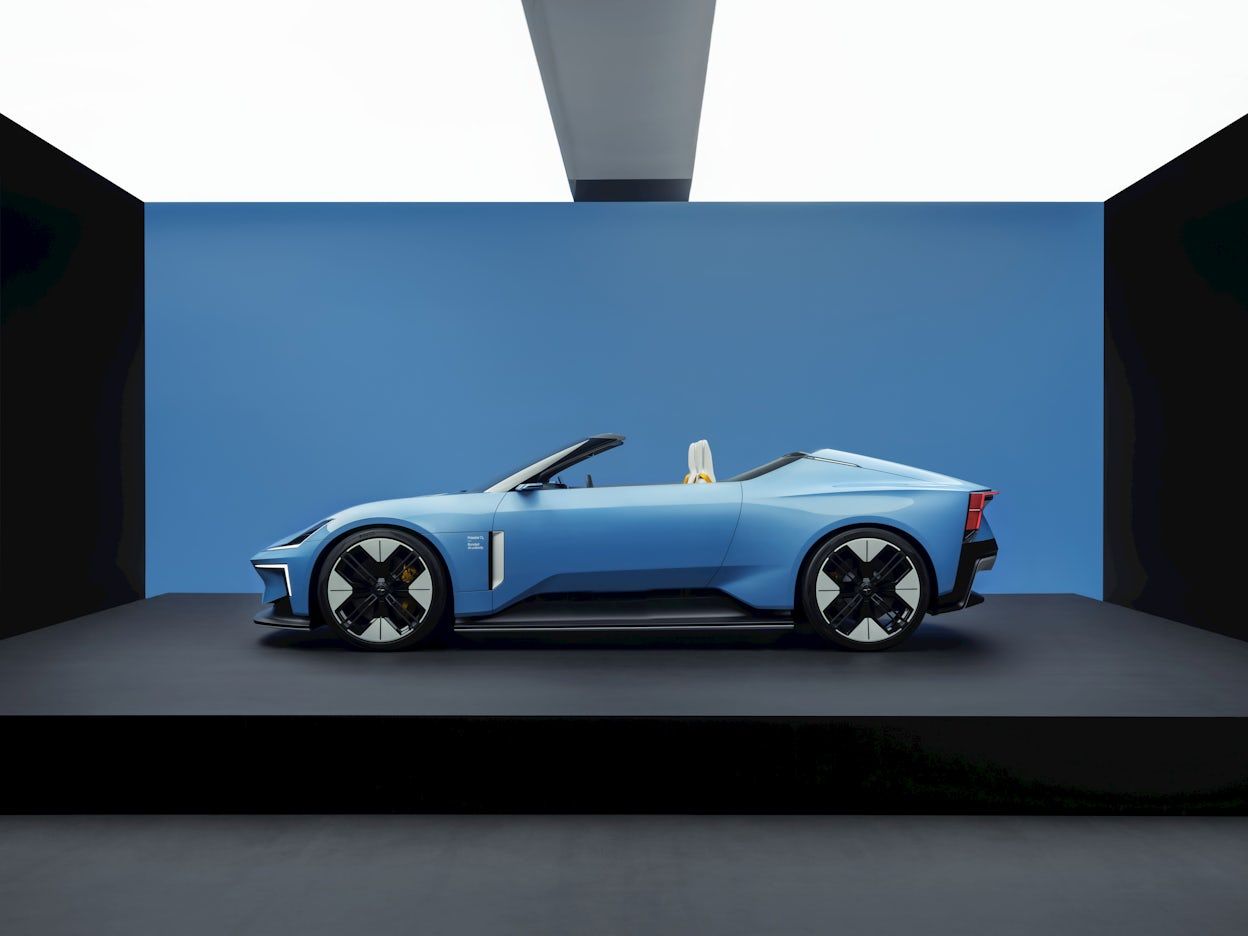 A blue Polestar O2 with side view