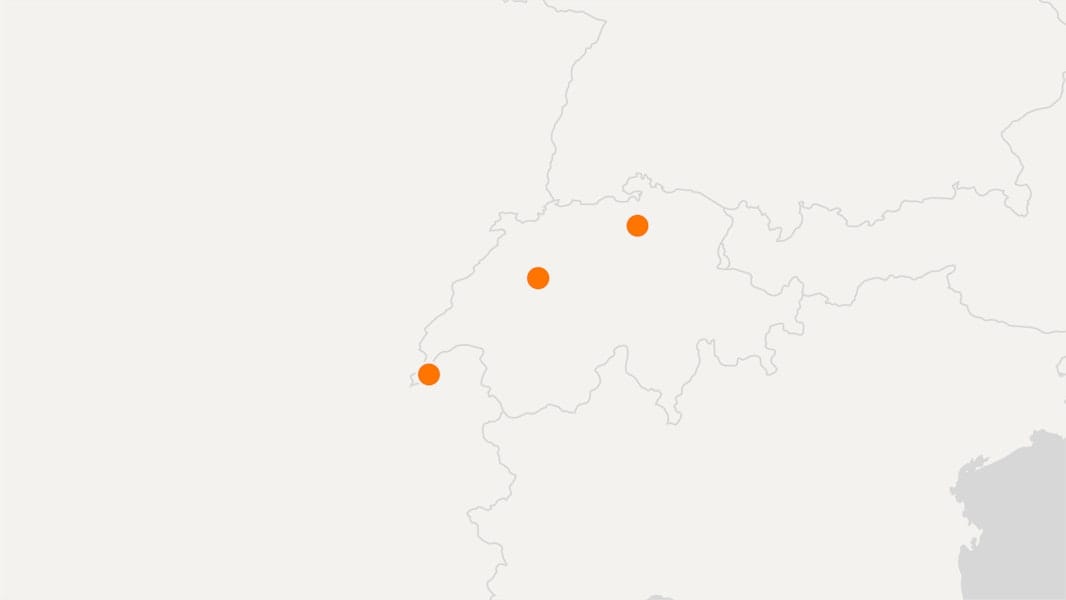 Map of Switzerland with Polestar locations indicated as orange dots