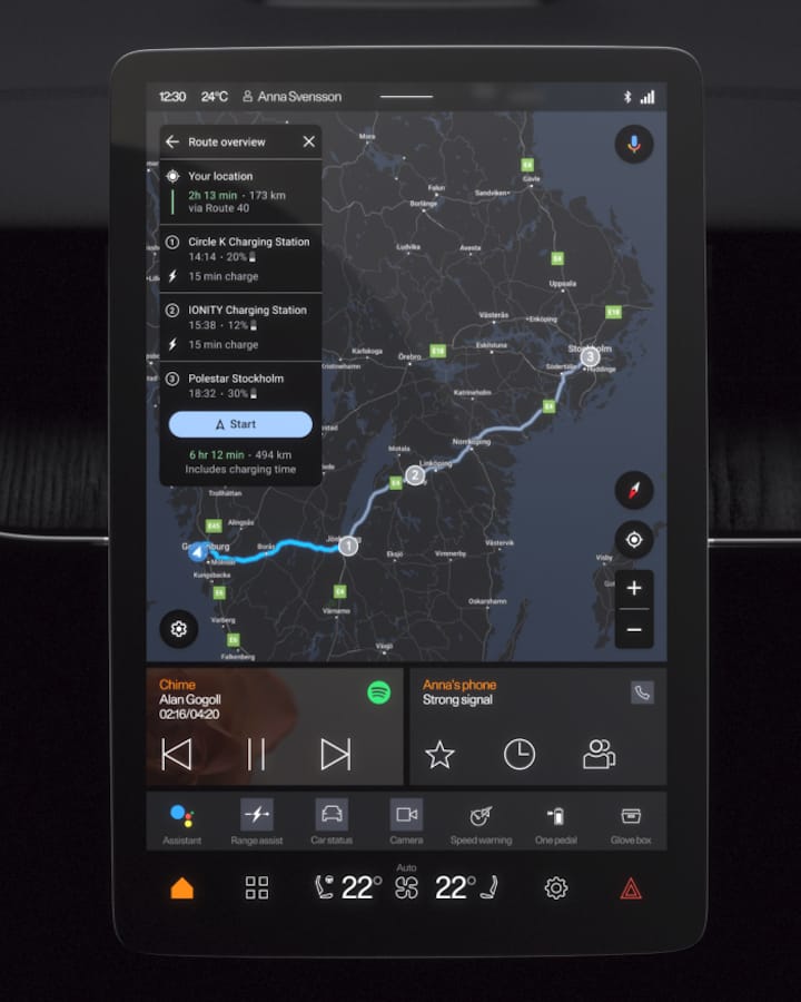Polestar 3, range and charging intelligent route planning shown on center display