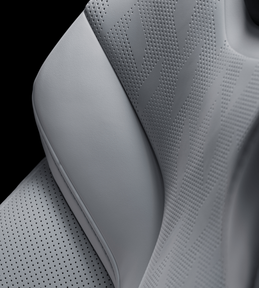 Headrest upholstered in light Nappa Leather.