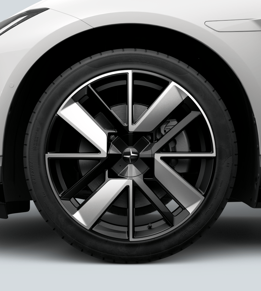 Close-up of the 21-inch Sport wheels on the Polestar 4