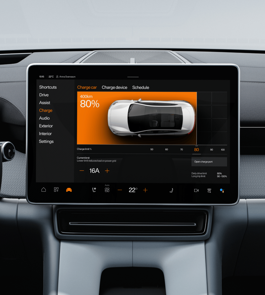 Centre display in Polestar 4 showing the charging status