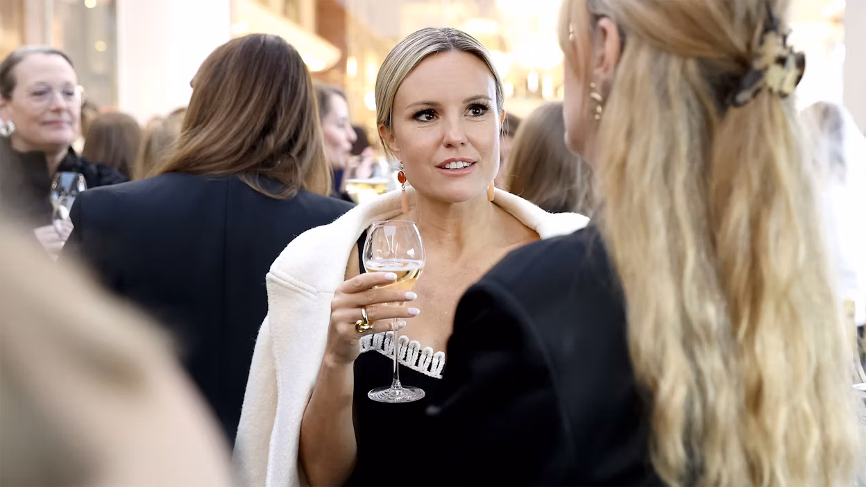 Sofi Fahrman mingling during the ELLE Decoration Awards