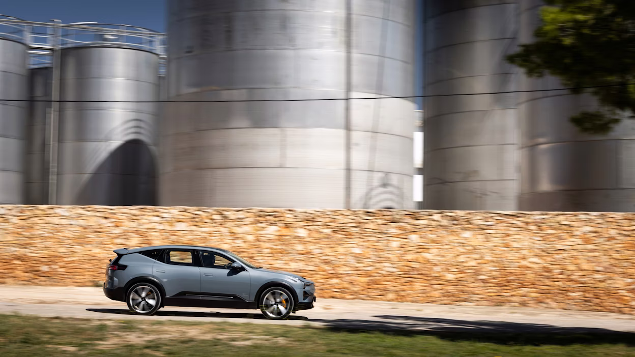 Elektrische auto Polestar 3 in de kleur Thunder