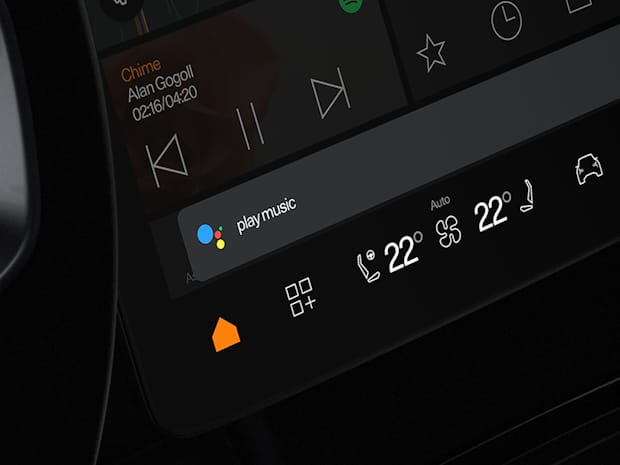 Angled close up of the Polestar 3 centre display focussing on the Google Assistant prompt.
