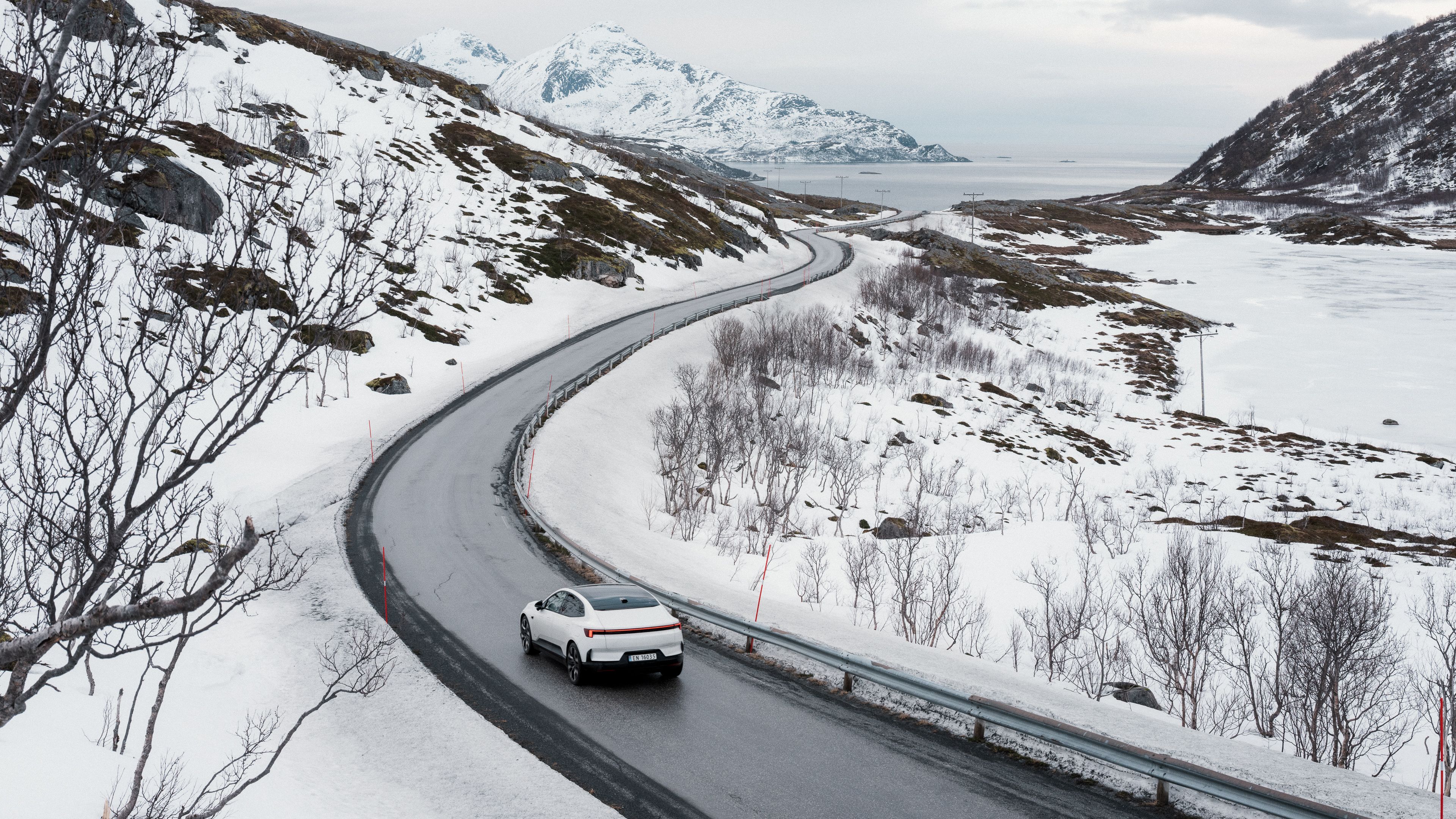 Polestar 4 on winding moutain road