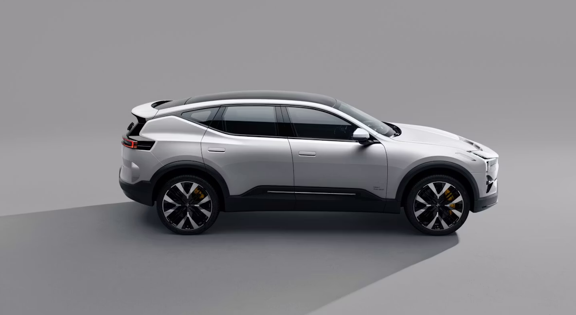 in Snow avec le pack Performance sur fond gris