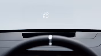 Polestar 3 screen displaying speed on the windshield