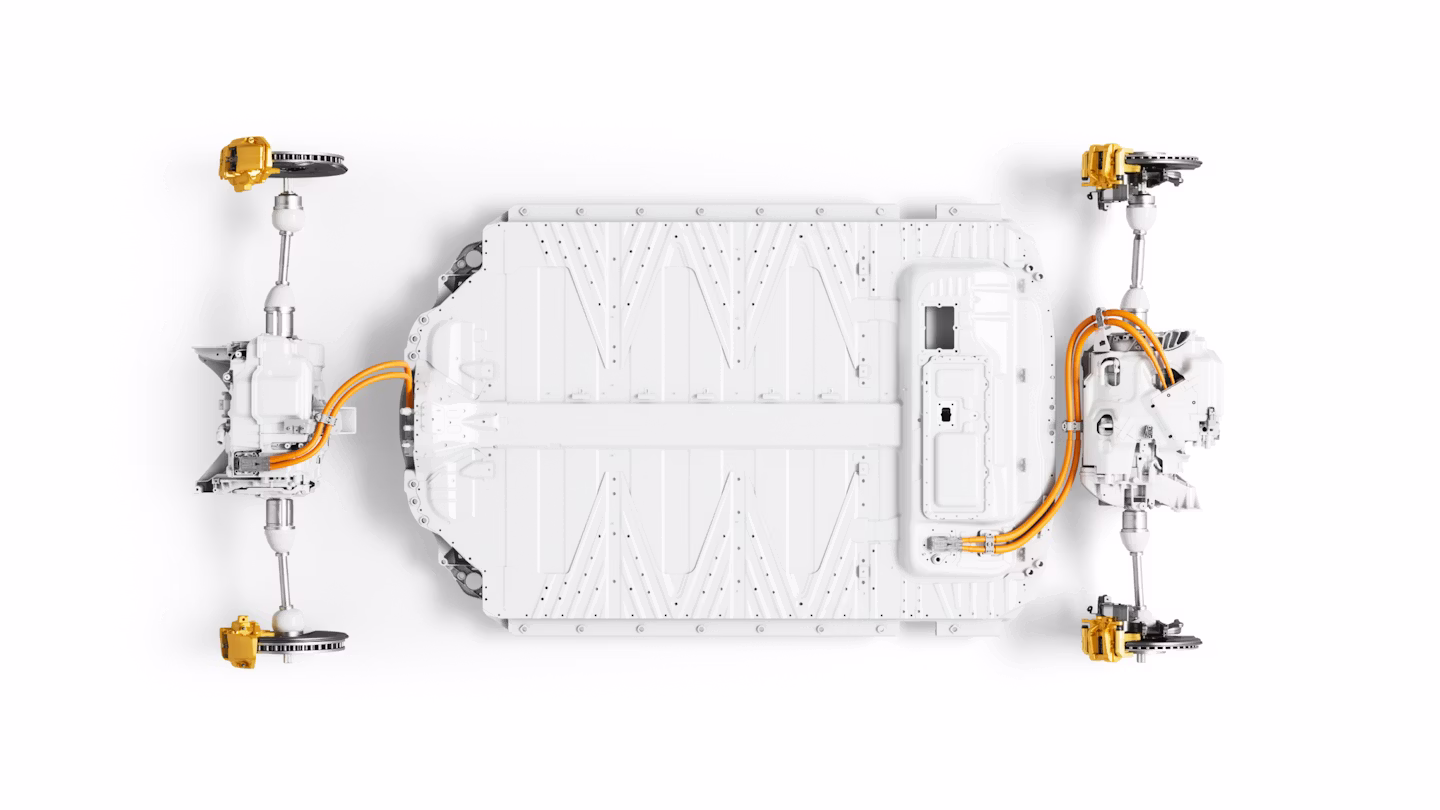 Polestar 3’s all-wheel drive powertrain with Swedish gold Brembo brake calipers.