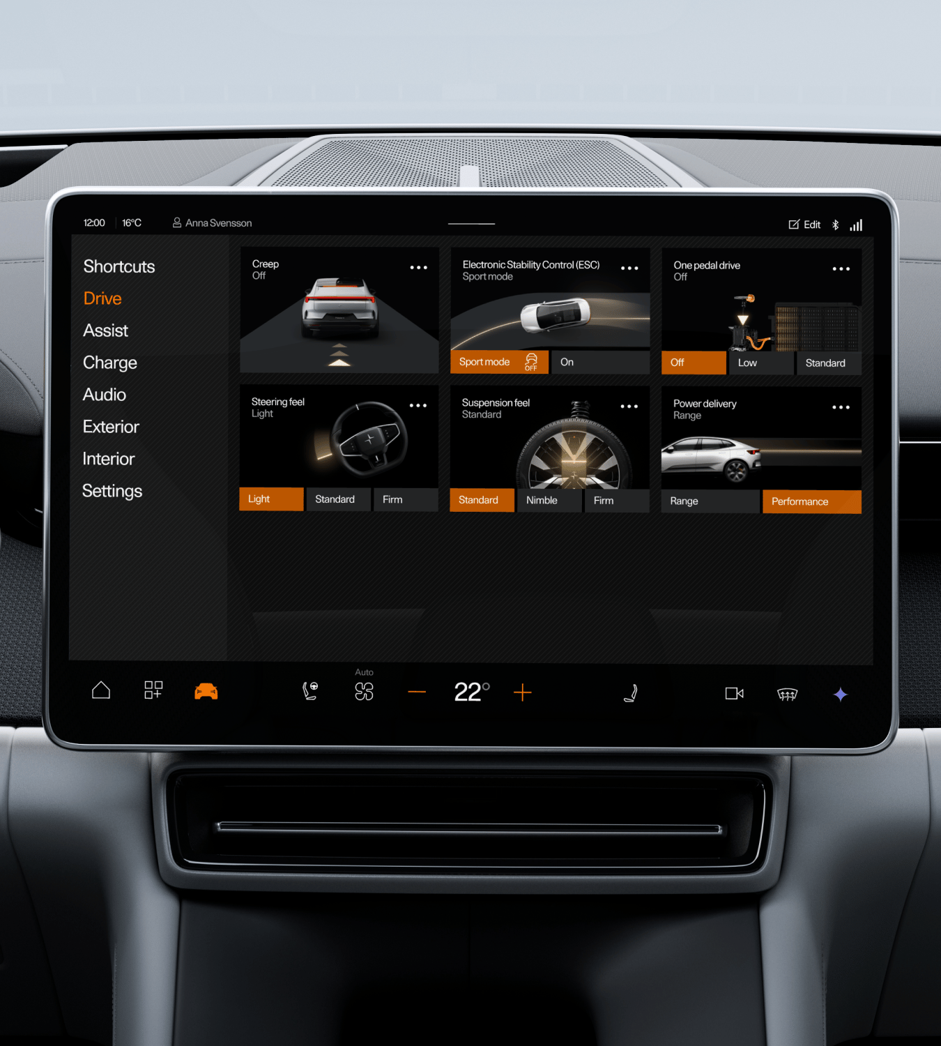 Polestar 4 coupé’s centre display showing the ‘Drive’ screen with sport mode inactivated.