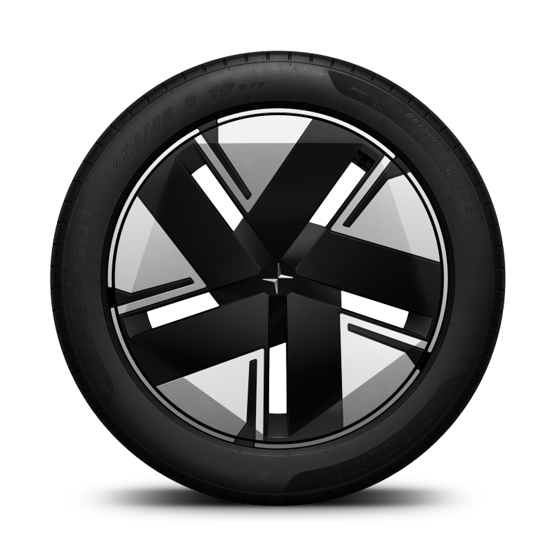 Polestar 2’s 19-inch cast alloy, diamond cut Aero wheel with gloss-grey finish.