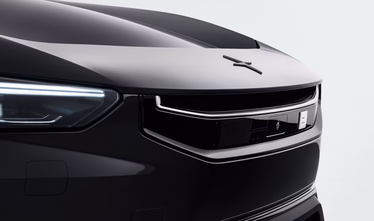 Front of a Polestar 3 with headlight and grille detail