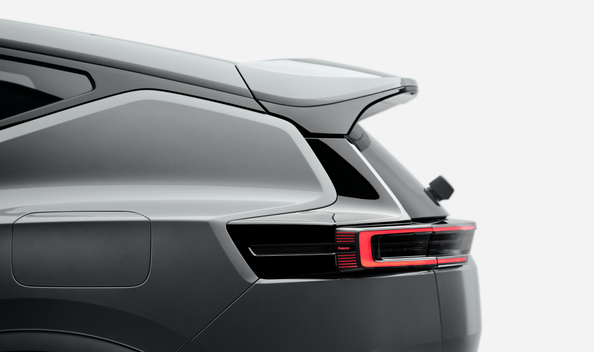 Rear side of a Polestar 3 car with taillight and roof spoiler