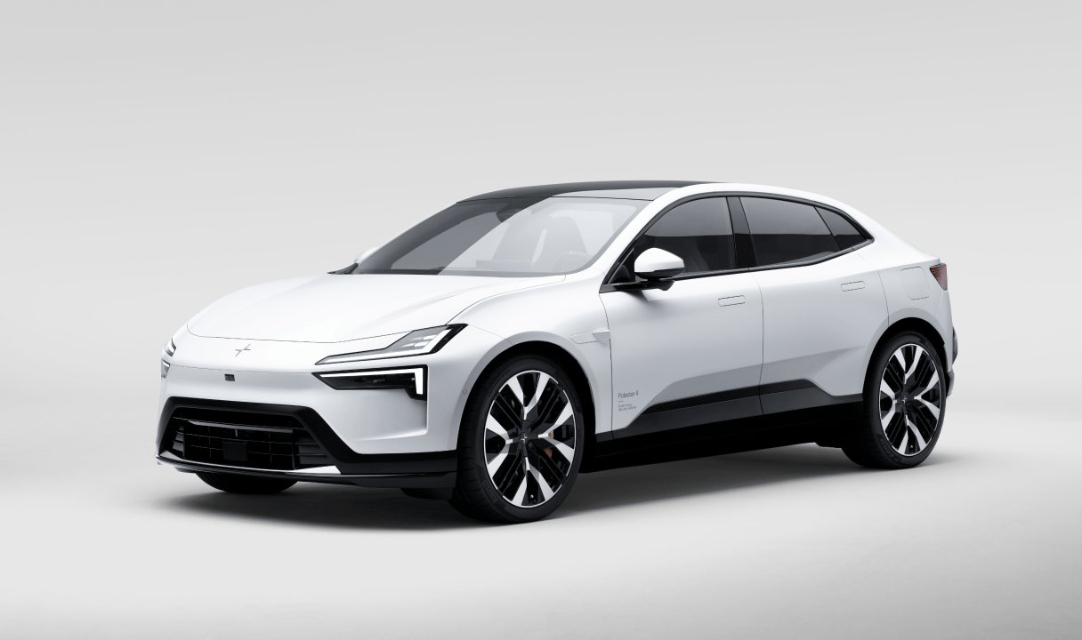 Polestar 4 coupé in front three-quarter view on a plain background
