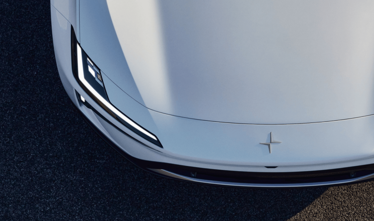 Front of a Polestar 4 coupé
