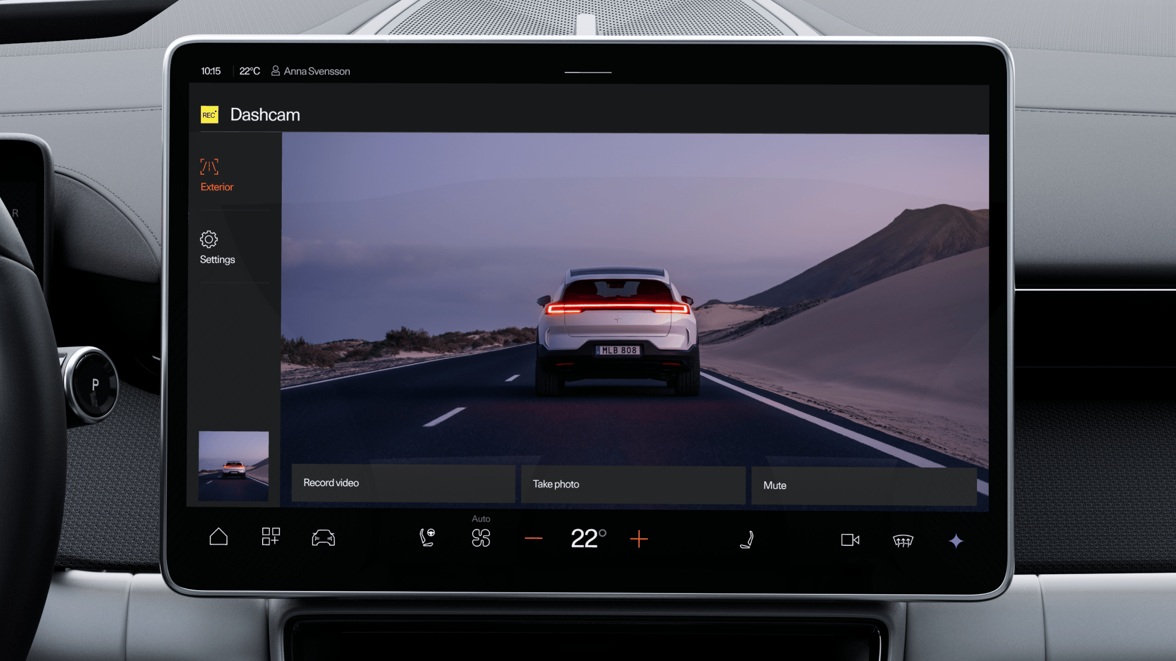 Dashcam menu settings in Polestar 4 SUV’s centre display previewing forward exterior video.