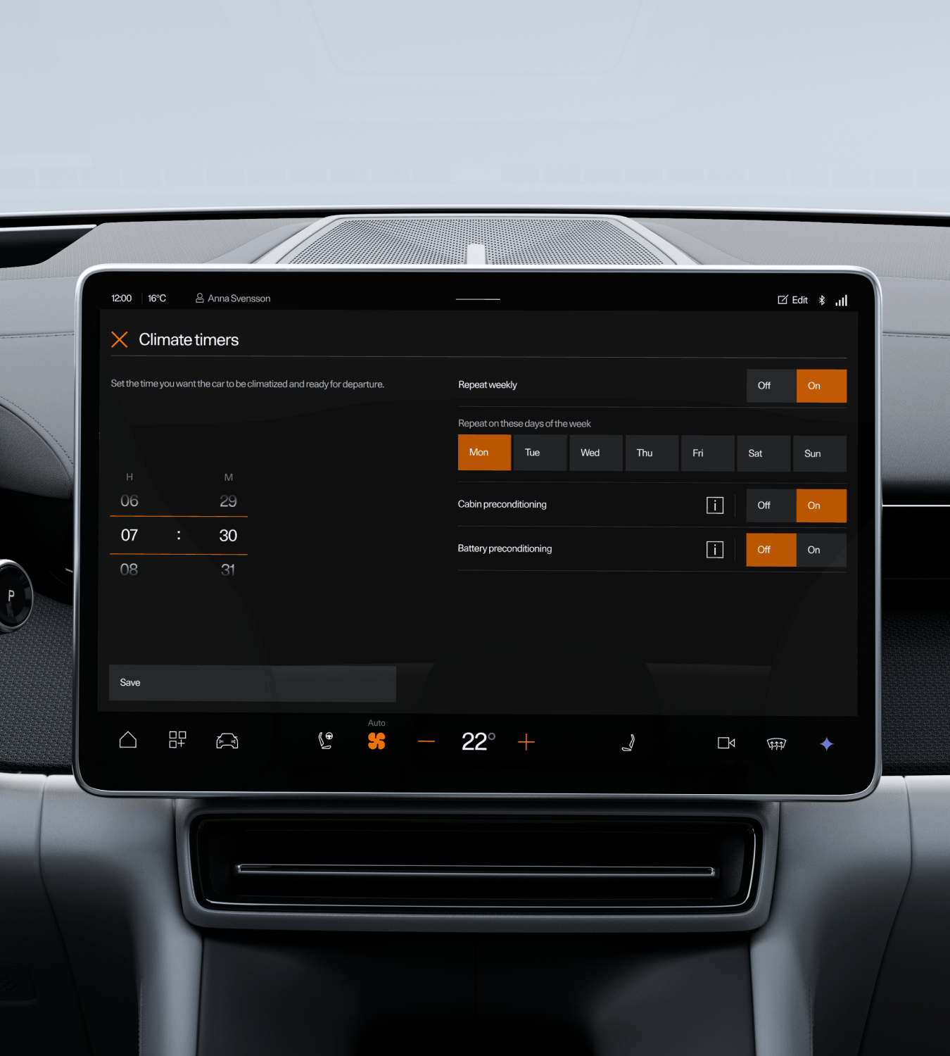 Polestar 4 SUV’s centre display screen showing the keep climate mode.