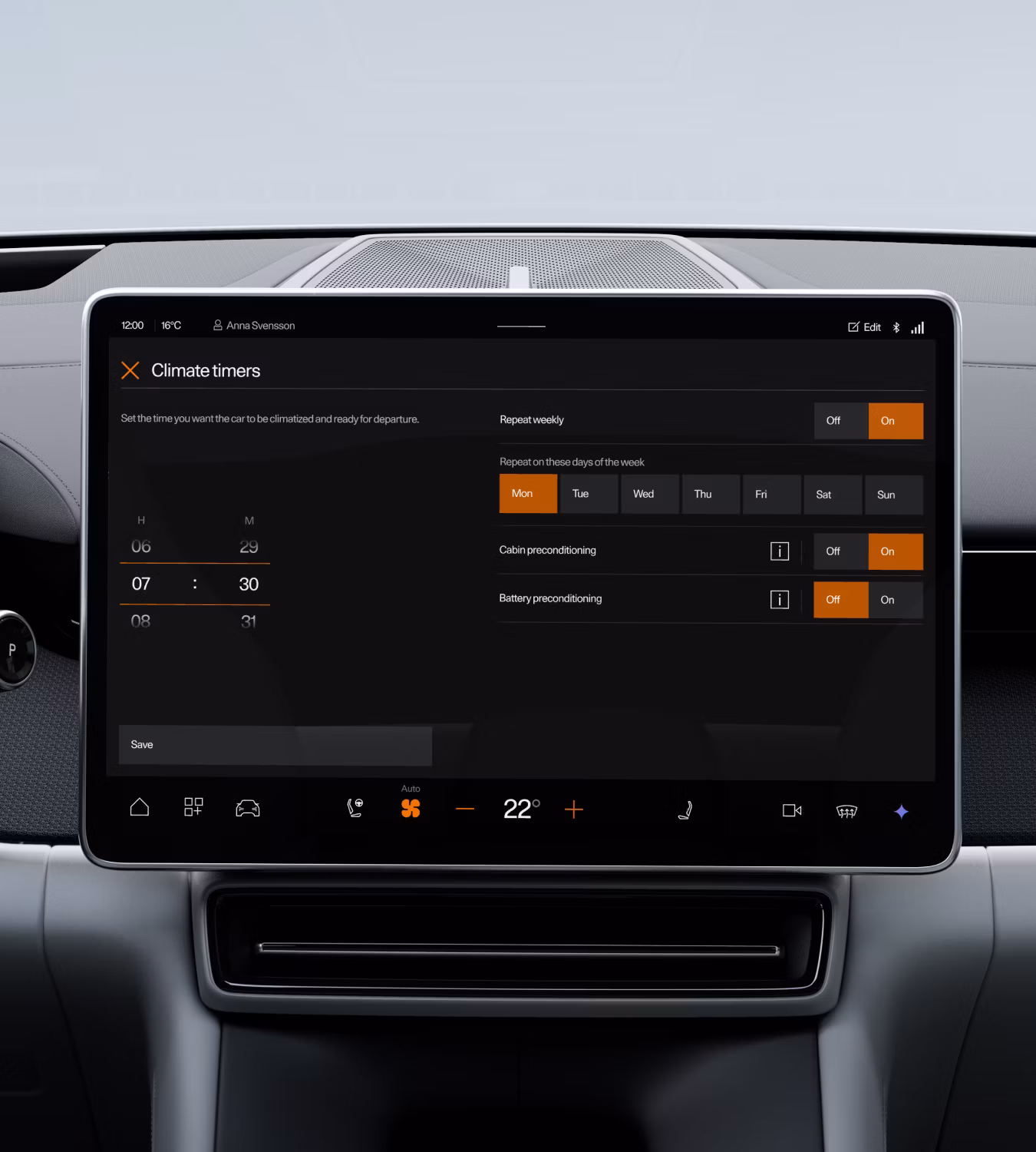 Polestar 4 SUV’s centre display screen showing the keep climate mode.