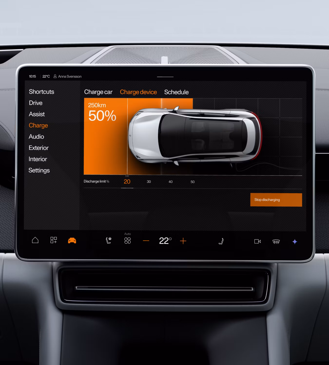 Car infotainment screen showing charging status at 50% and discharge limit settings